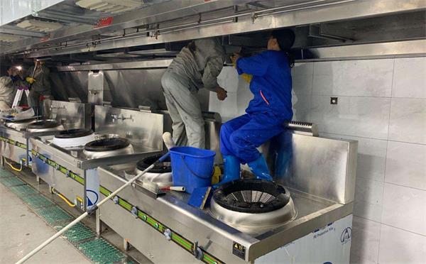 學校食堂廚房設備安裝油煙處理設備保障員工健康