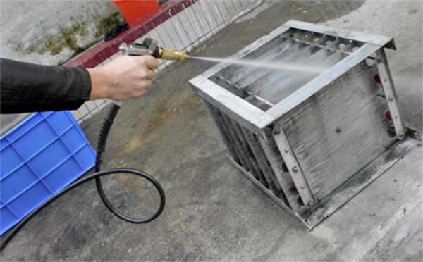 中餐廳廚房設備，油煙凈化器設備該怎么清理？