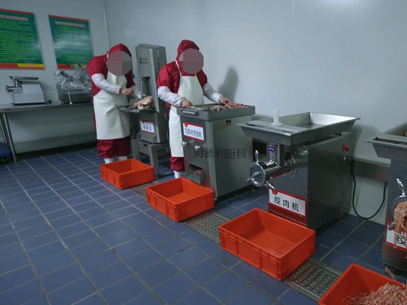 蘇州虎丘廚房工程引進(jìn)自動炒菜機(jī)的意義在哪？原來這么重要